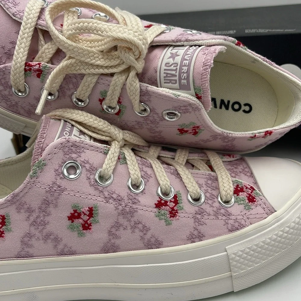 Converse WMNS Platform Sneakers A13660C CTAS LIFT OX SUMMIT PINK/VINTAGE WHITE